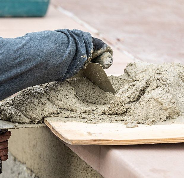 Cement or gpysum based dry mixed plaster